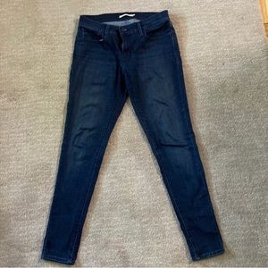 Levi’s 710 super skinny size 30